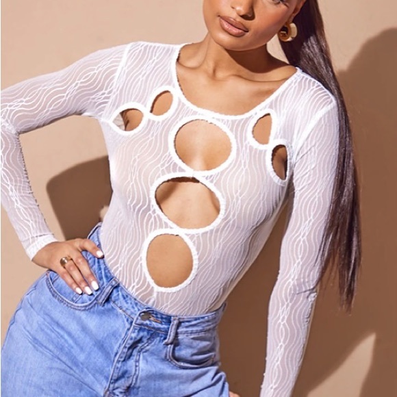 NWT pretty little thing‎  white cutout Mesh  bodysuit long sleeve size 4 US. - Picture 1 of 9